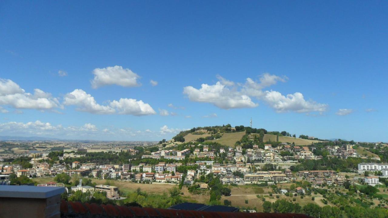 B&B Le Terrazze Fermo Bagian luar foto